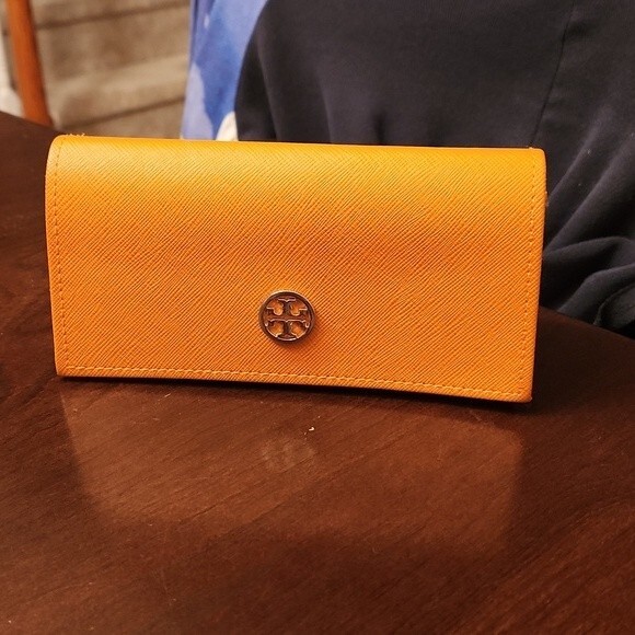 Tory Burch Burnt Orange Glasses Sunglasses Case - Picture 1 of 6